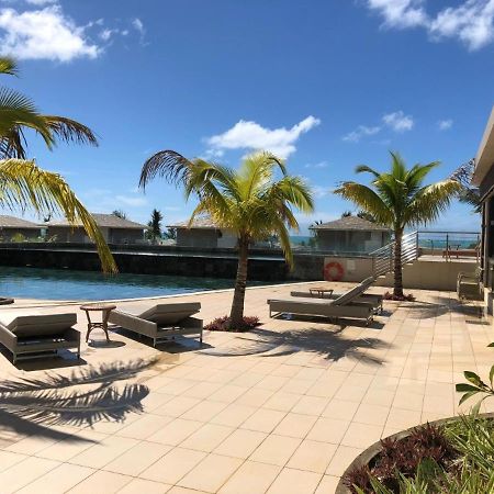 Apartment With A Sea View Roches Noires Buitenkant foto