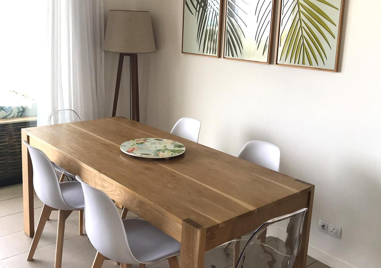 Apartment With A Sea View Roches Noires Buitenkant foto