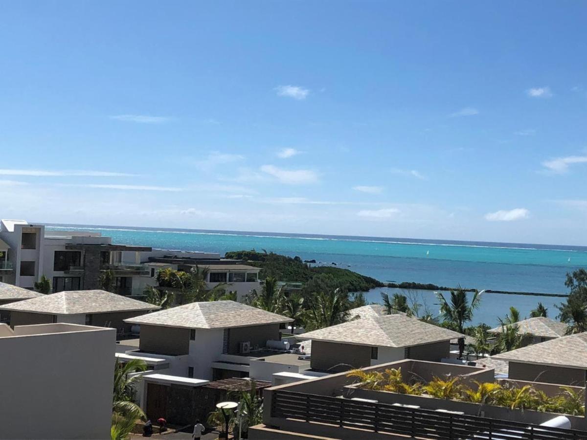 Apartment With A Sea View Roches Noires Buitenkant foto