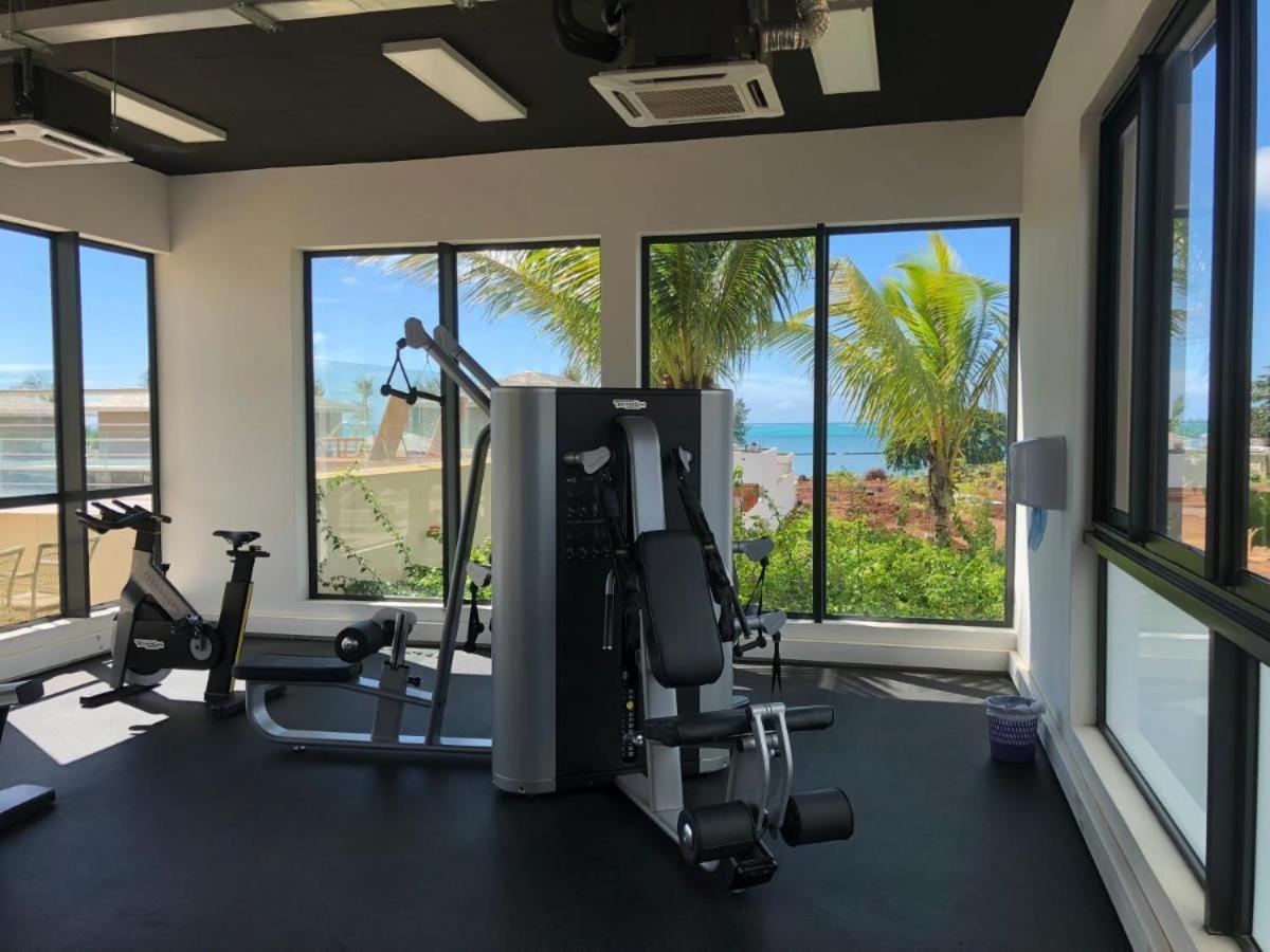 Apartment With A Sea View Roches Noires Buitenkant foto